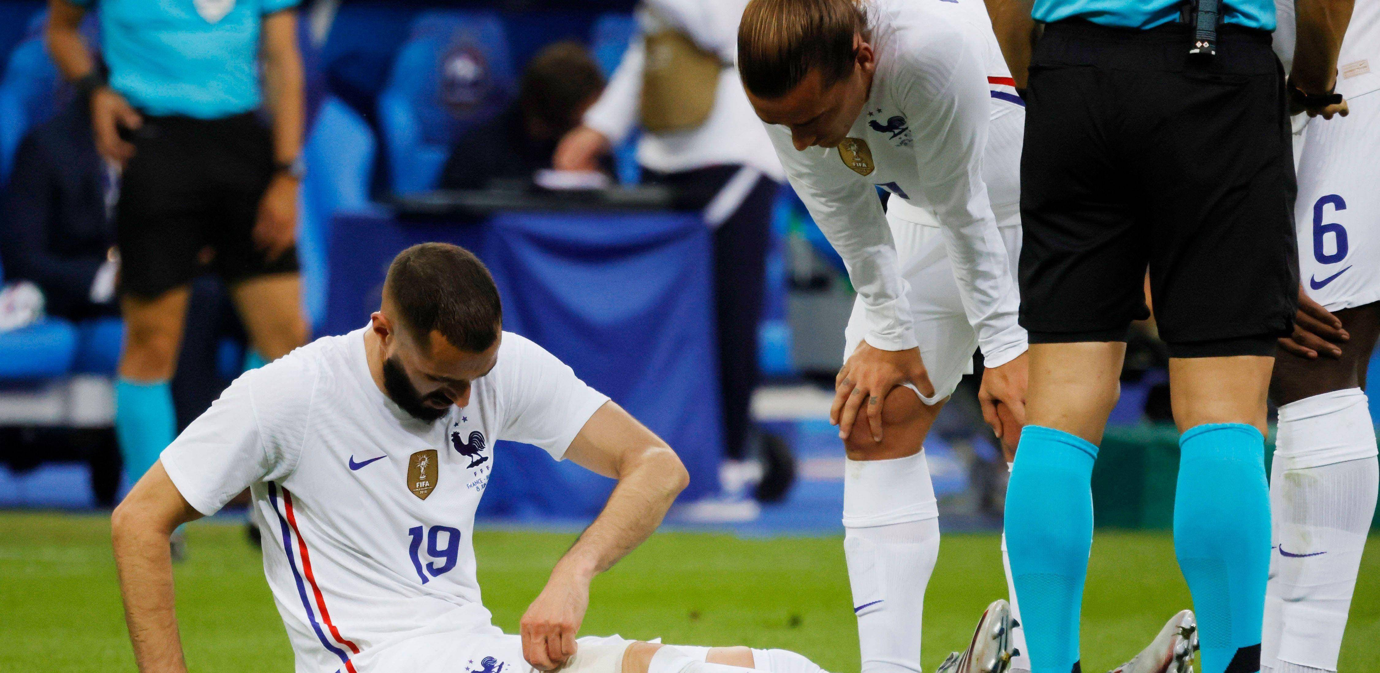 开云体育下载-赛前比利亚雷亚尔备战葡超，复出首秀细节曝光，态度坚定，临场指挥获称赞(巴塞罗那vs比利亚雷亚尔球员评分)